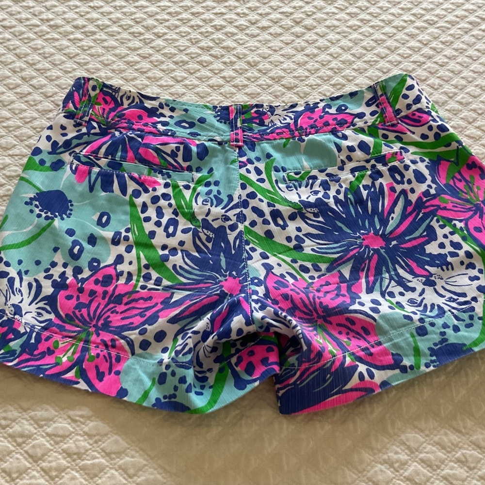 Lilly Pulitzer In The Garden Callahan Shorts - Picture 3 of 8